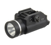 Lanterna compacta cu led magazin Squad Store