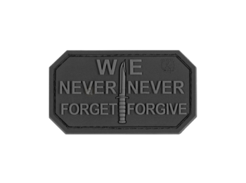 Emblema We Never Forget 3D - negru